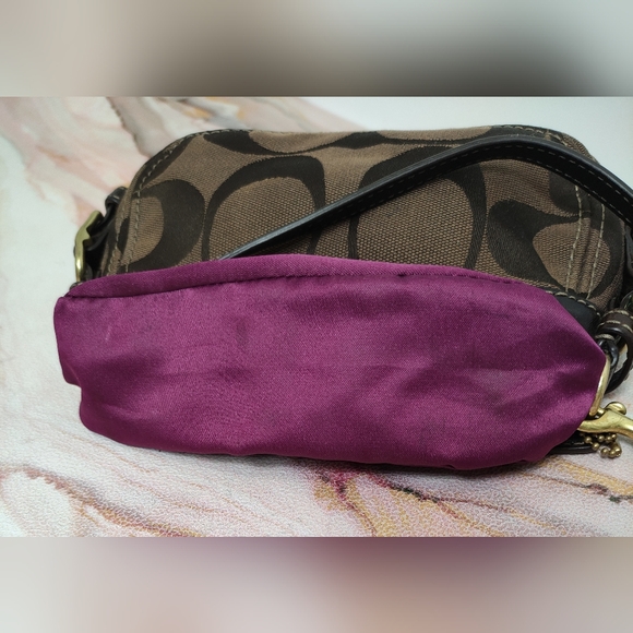 Coach Zoe Signature Wristlet Mini Handbag Brown Chocolate Y2K - Picture 16 of 16